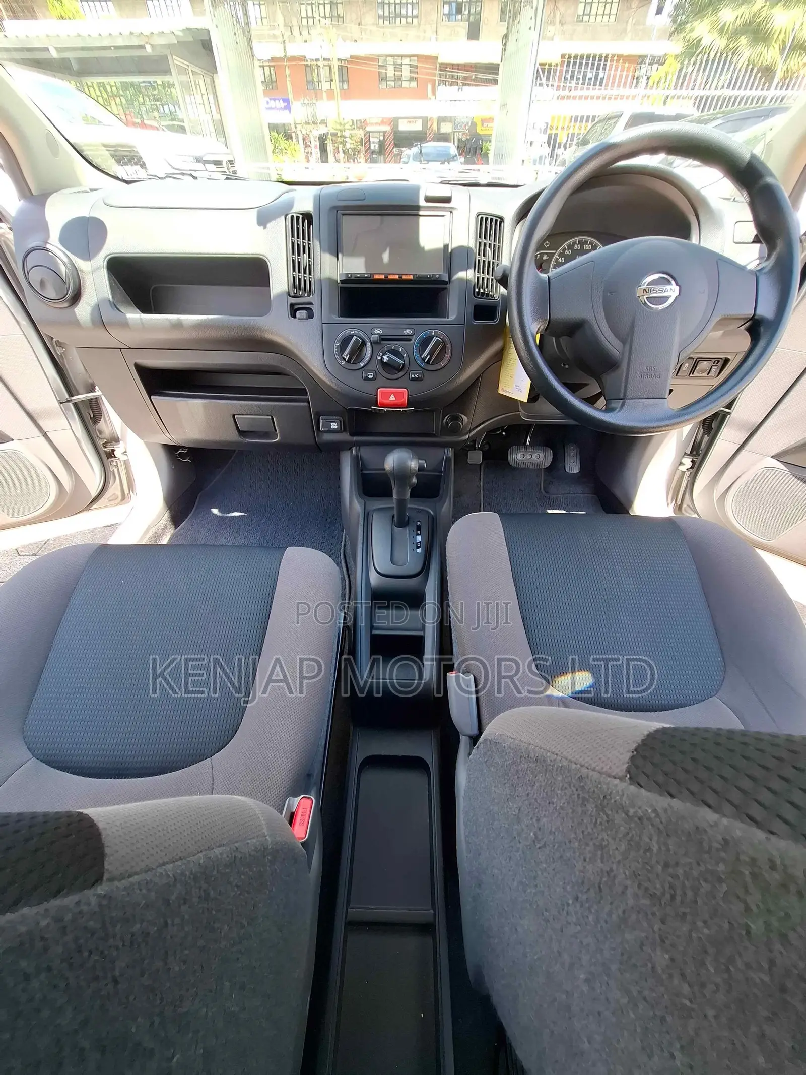 Nissan Advan 2019 Silver