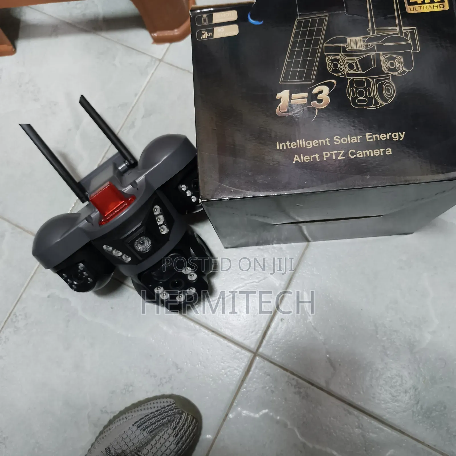 1=3 Lens Intelligent Solar Powered CCTV Camera