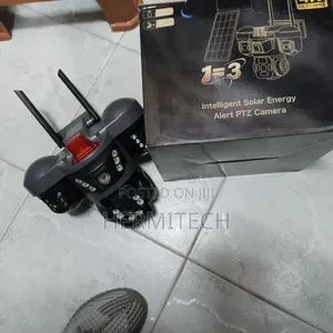 1=3 Lens Intelligent Solar Powered CCTV Camera