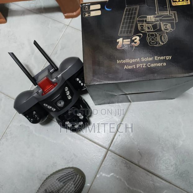 1=3 Lens Intelligent Solar Powered CCTV Camera - thumbnail 3