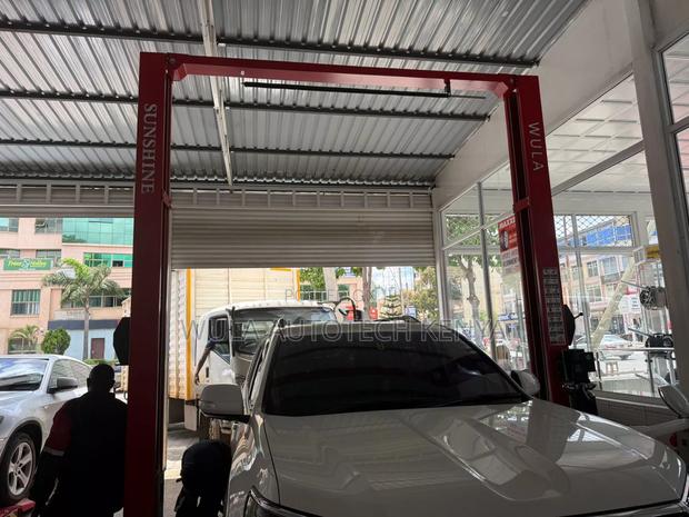 Heavy Commercial Two Post Carlift Machine With All Accessories Wula