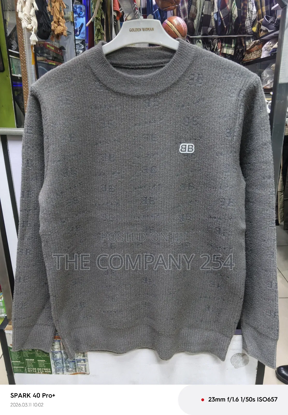 Quality Men Fleece Unisex Round Neck Sweater Shirts Available