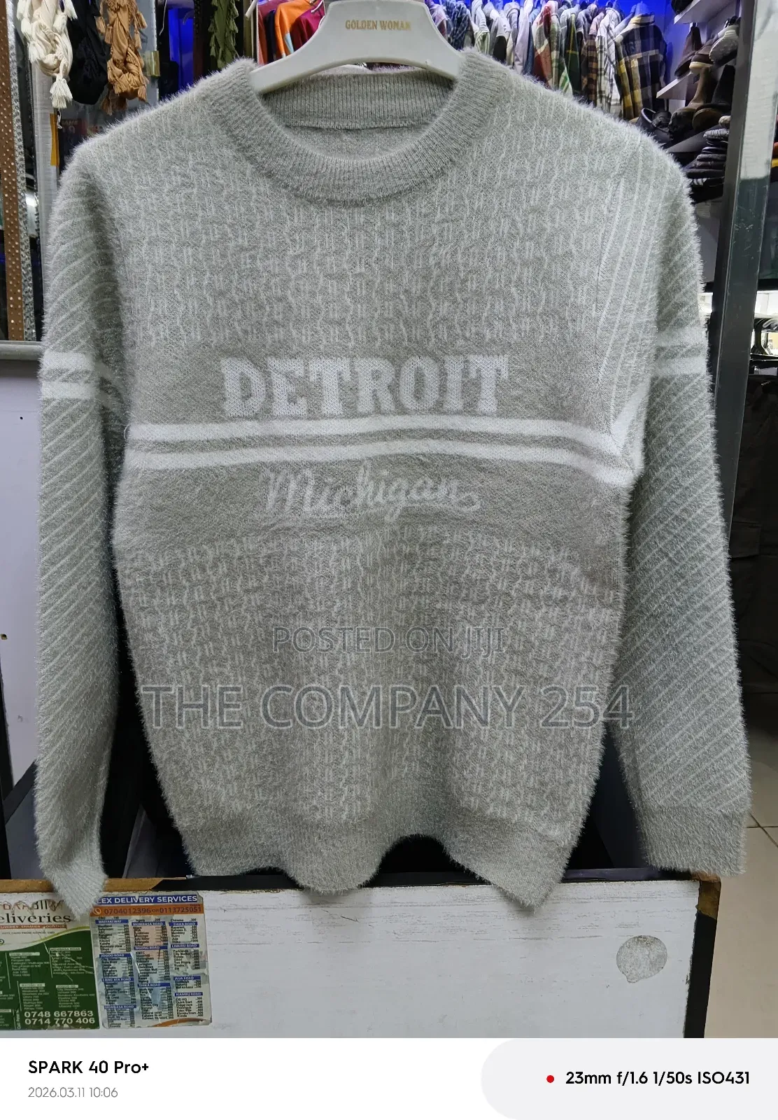 Quality Men Fleece Unisex Round Neck Sweater Shirts Available