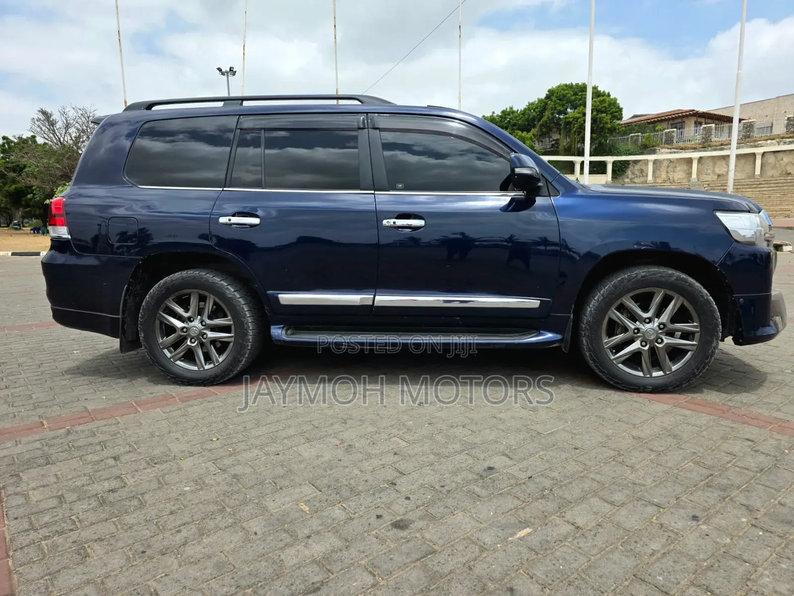 Toyota Land Cruiser 2014 Blue