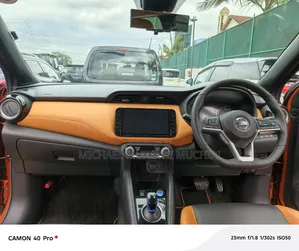 Nissan Kicks S 2020 Orange