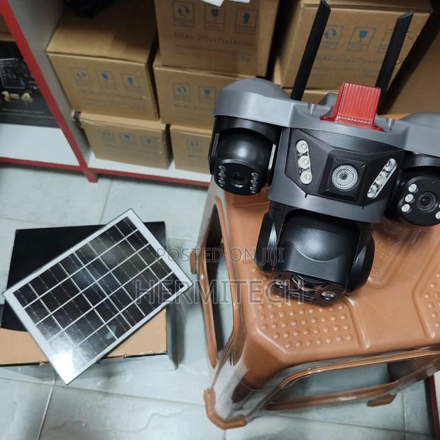 Triple Lens 4g Solar Powered Cameras With Two Way Audio Communication