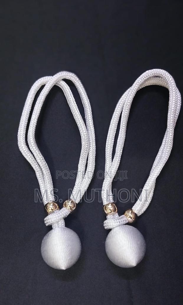 *A Pair of Simple Minimalist Curtain Tie Backs/Straps* - thumbnail 8