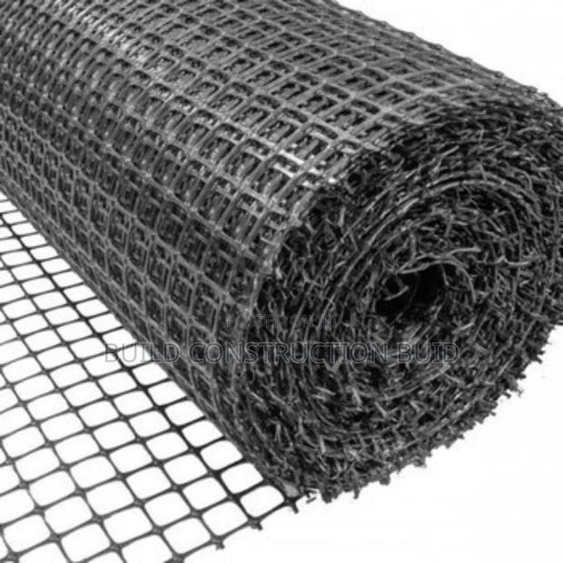 Geogrid Mesh 1.5 × 50mtrs