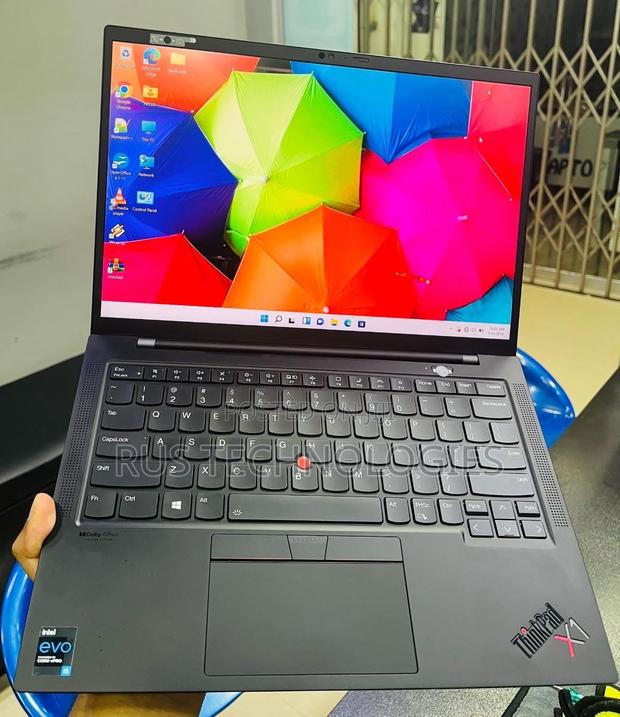 Laptop Lenovo ThinkPad X1 Carbon 16GB Intel Core i7 SSD 512GB - main view