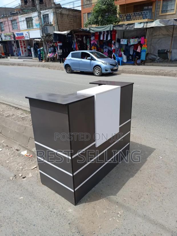 Modern Reception Desk White Brown