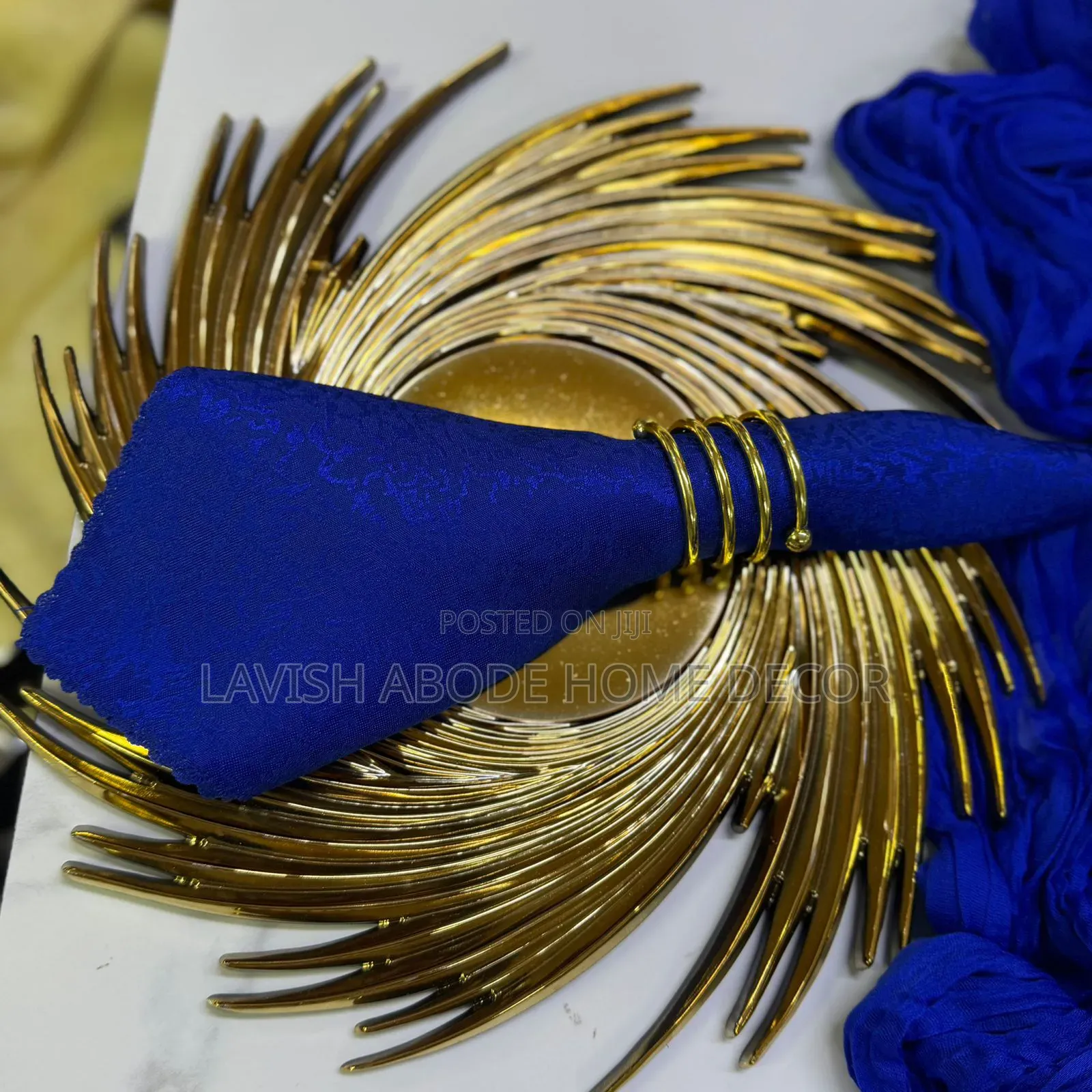 1pc Table Napkin With a Gold Ring Good for Dining Table Decoration