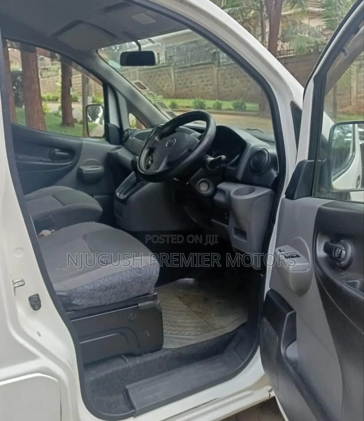 Nissan NV200 2012 White
