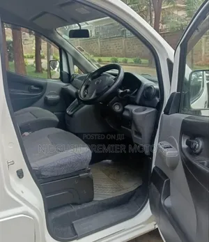 Nissan NV200 2012 White