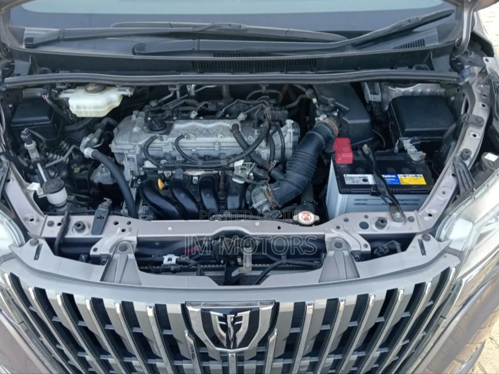 Toyota Esquire 2019 Ivory