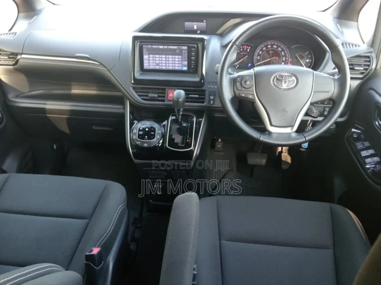 Toyota Esquire 2019 Ivory