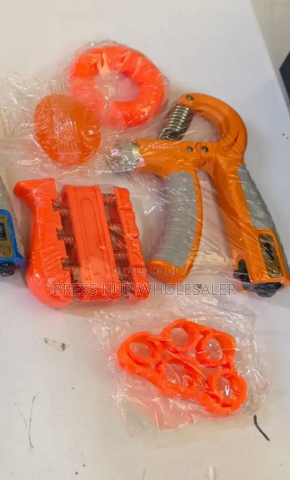 Adjustable Hand Grip"