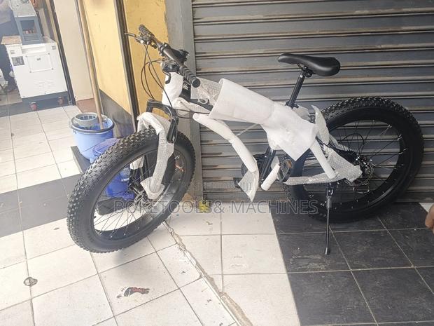 Quality Fat Tyre Bicycle - thumbnail 2