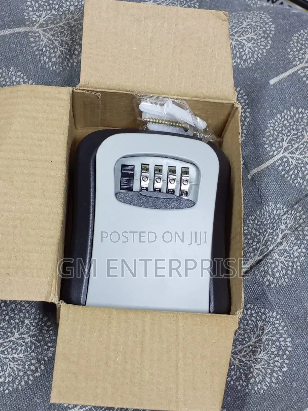 Metallic Wall Mounted Key Lock Box