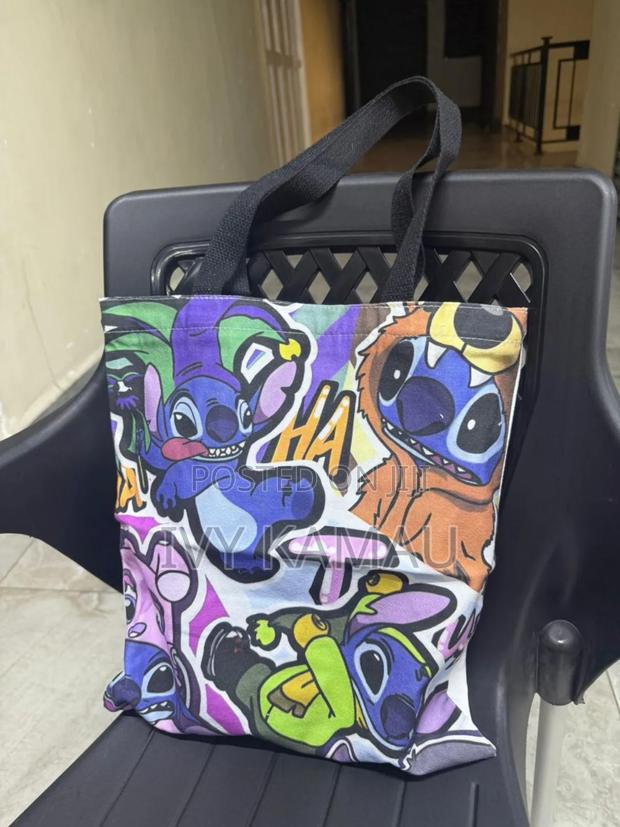 1 Simple Fun: Hello Kitty Canvas Tote Bag - thumbnail 3