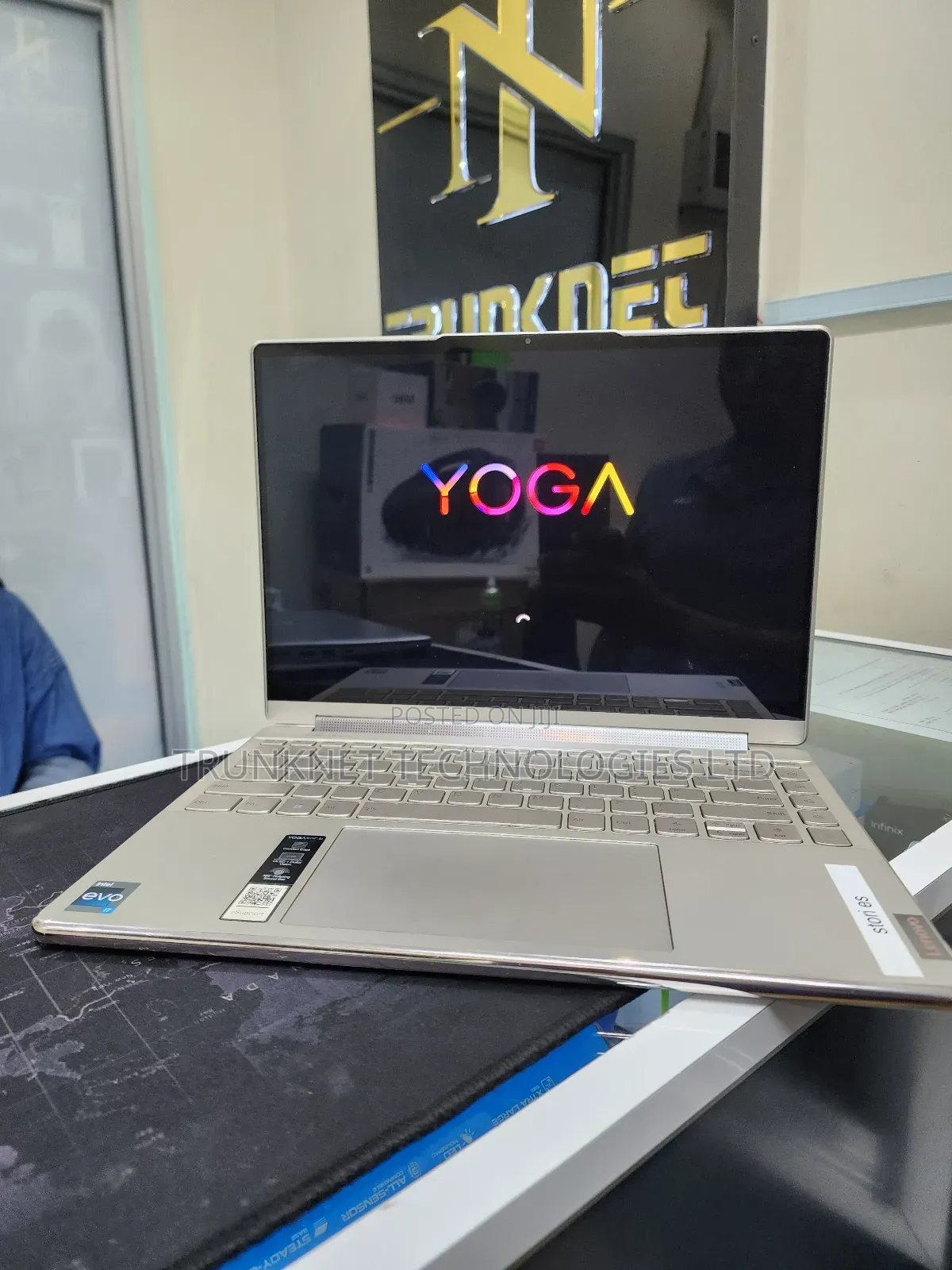 Laptop Lenovo Yoga 9i 16GB Intel Core i7 SSD 512GB
