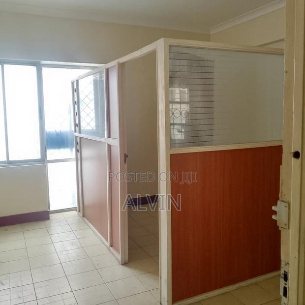 Office Moi Ave