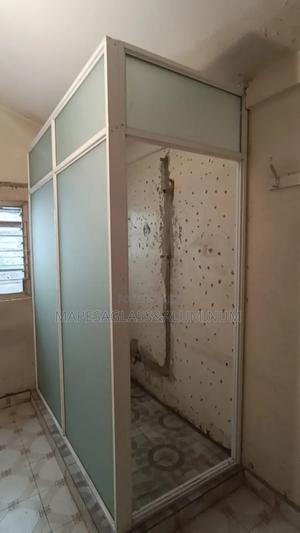 Bathroom Sliding Door - thumbnail 2
