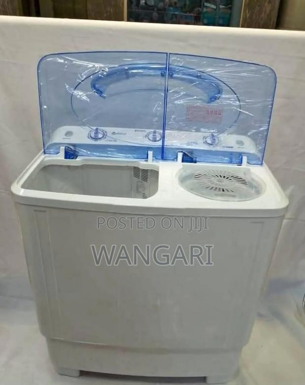 2 Tubs / Twin Tub Semi Automatic Nunix 7.5 Kg Topload Washing Machine