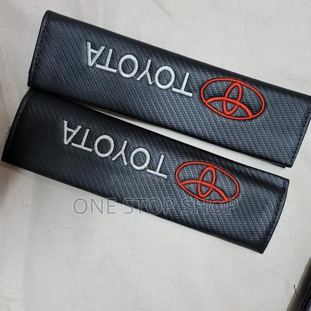 2pcs Toyota Logo Safety Belt Cover Shoulder Pad
