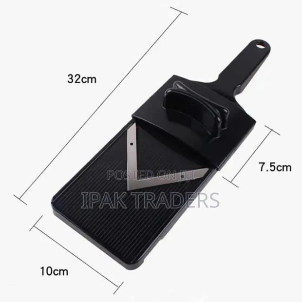 Wide Slice Vegetable Cutter/Shredder 
Japanese Design
 - thumbnail 2
