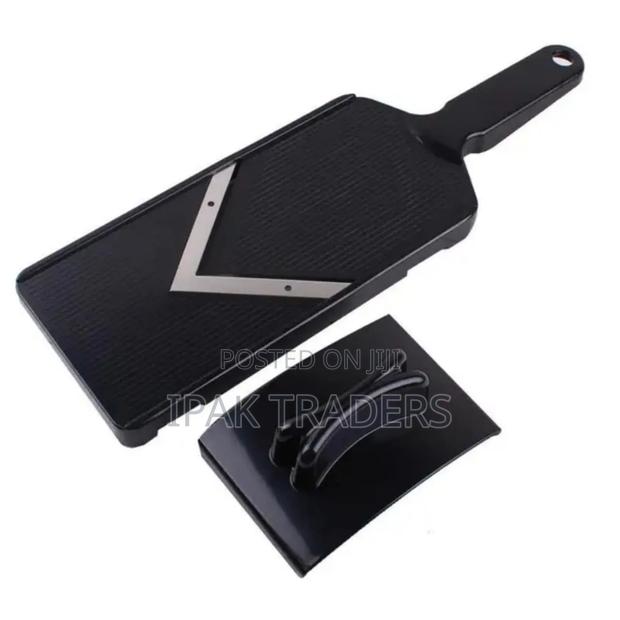 Wide Slice Vegetable Cutter/Shredder 
Japanese Design
 - thumbnail 3