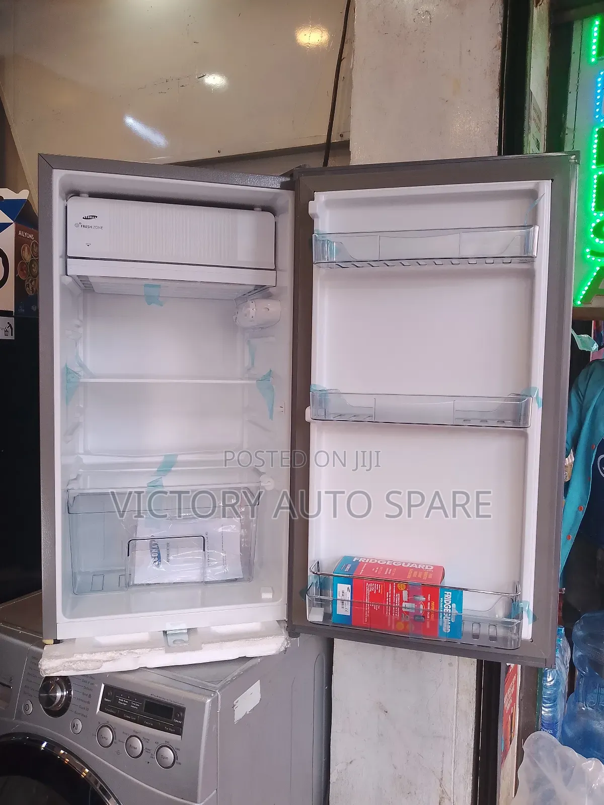 90litres Mini Fridge New