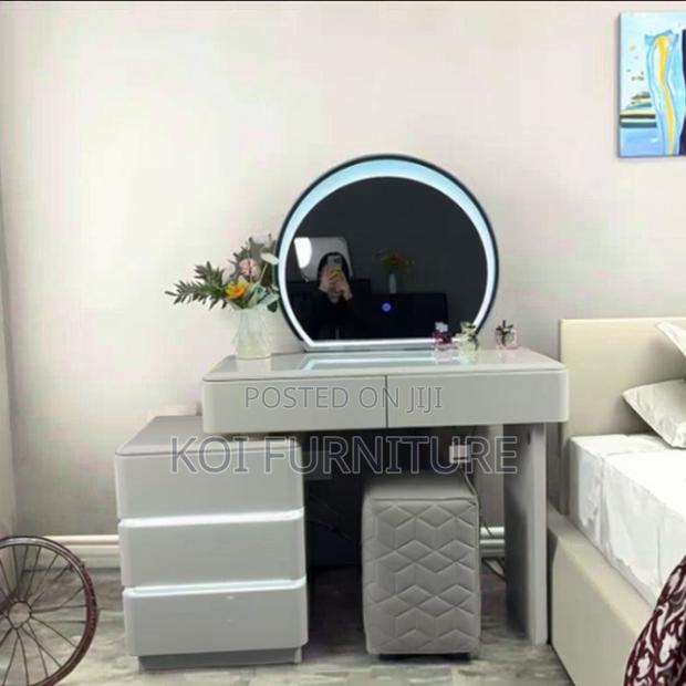 Dressers; Modern Vanity Set With Led Light - thumbnail 4