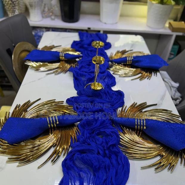 Blue Cheese Clothe Table Runner - thumbnail 3
