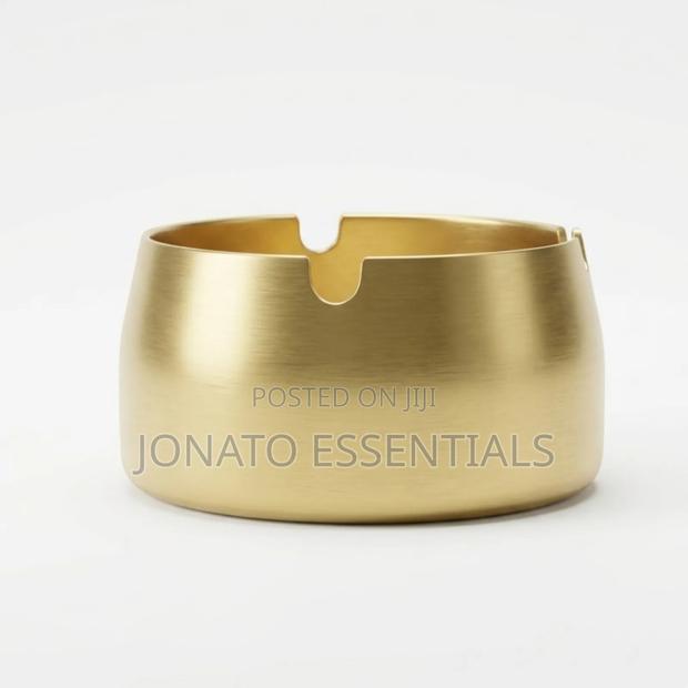 Executive Brass Gold Ash Tray, Windproof Cigar Ashtray - thumbnail 2