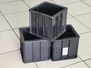 Quality Plastic Cube Moulds