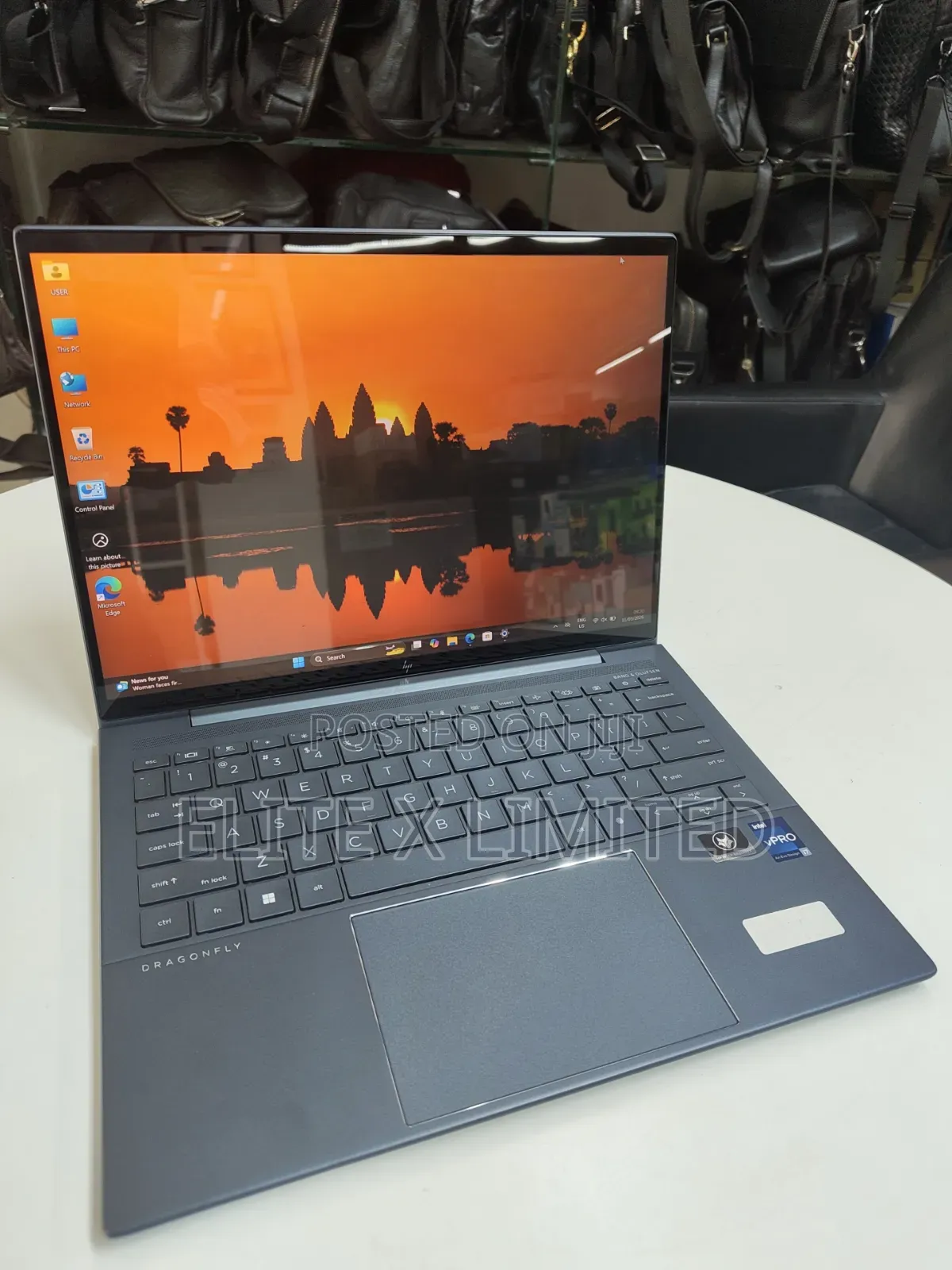 Laptop HP Dragonfly G3 32GB Intel Core i7 SSD 512GB