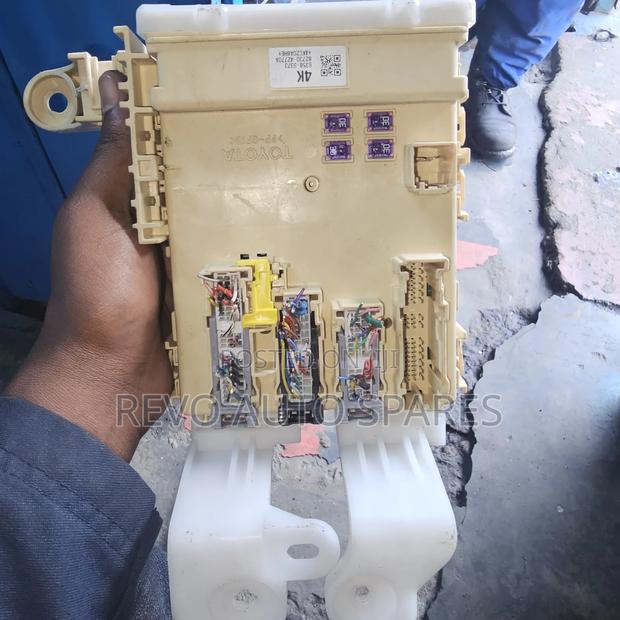 Fusebox Rav4/ Vanguard - thumbnail 2