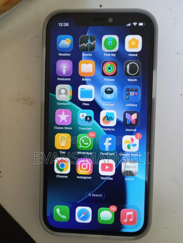 Apple iPhone 12 128 GB Black - main view