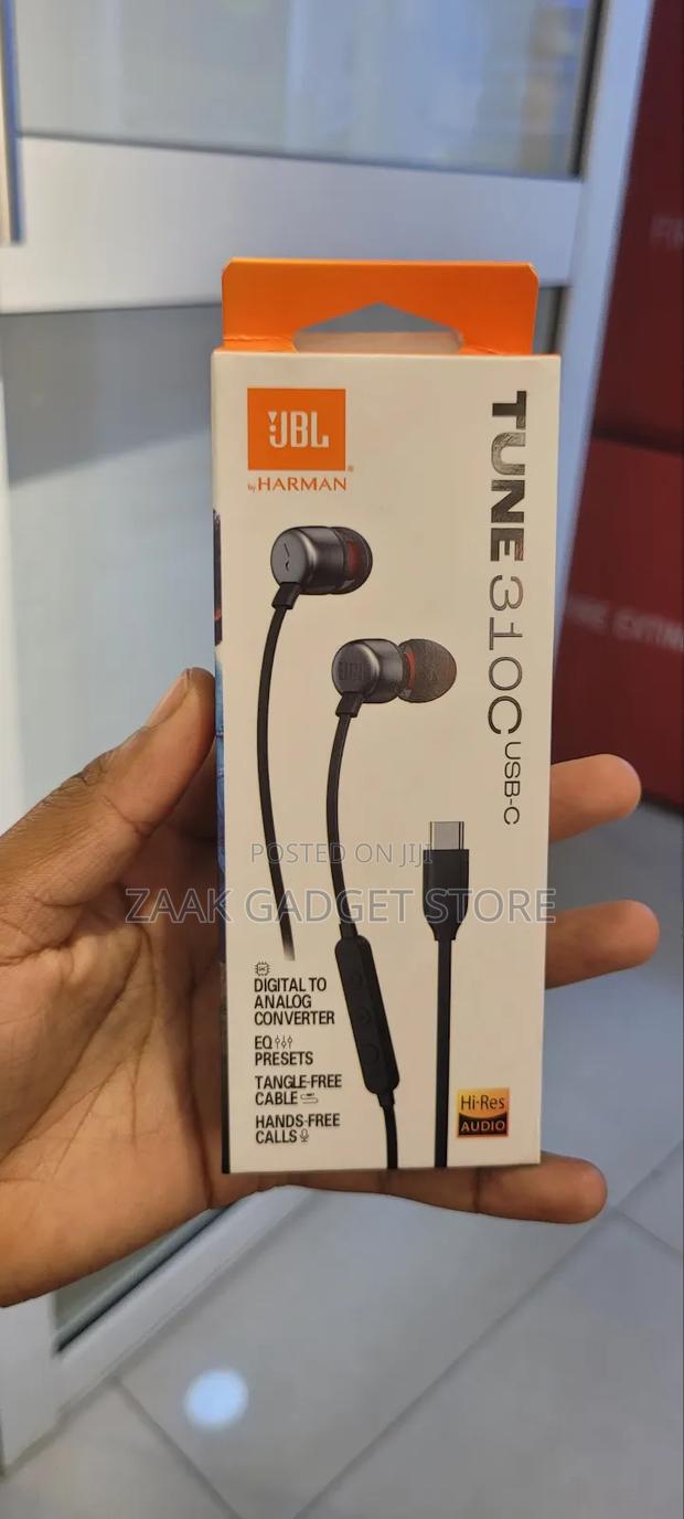 JBL Tune 310 Earphones With Hi-Res Audio - thumbnail 3