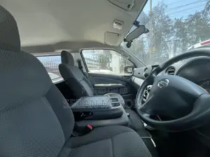 Nissan Caravan (Urvan) 2019 White