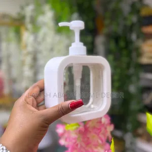 White Luxurious Soap Dispenser