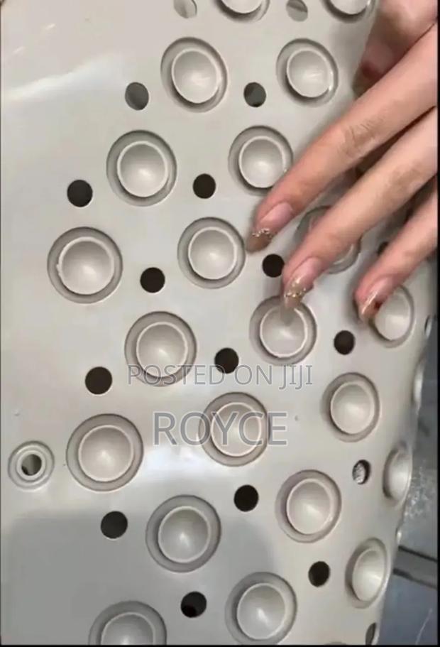 Anti-slip Bathroom Mat With Foot Scrub - thumbnail 3