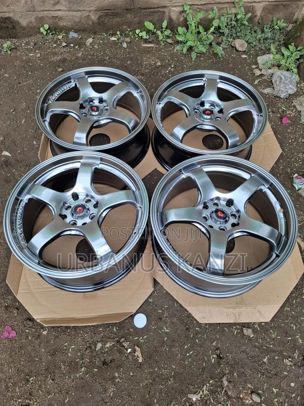 17 Inch Toyota Alloy Rims
