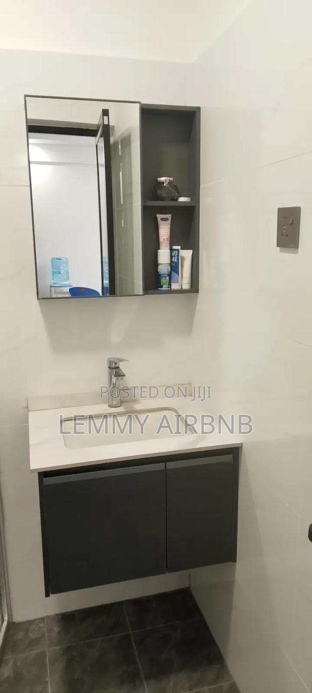 Furnished 1bdrm Airbnb in Adams Arcades, Woodley Estate for Rent - thumbnail 11