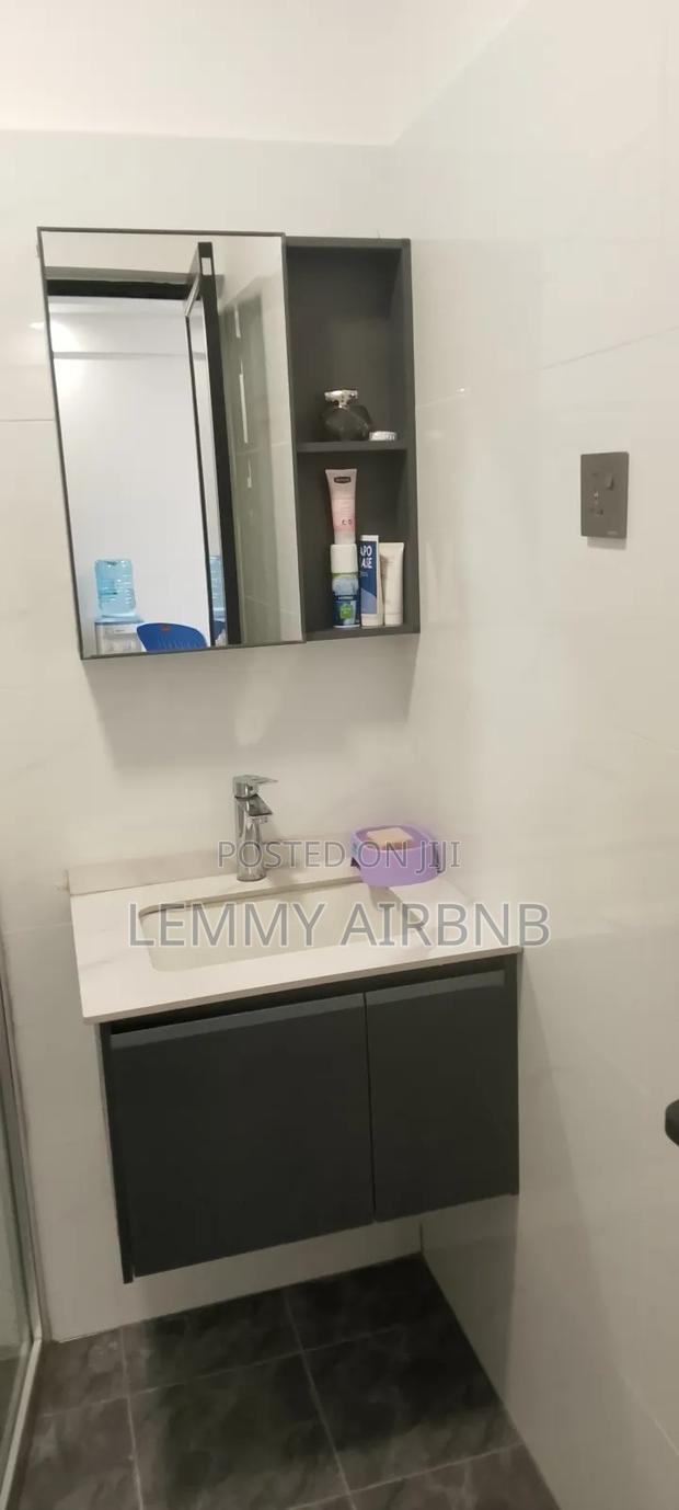 Furnished 1bdrm Airbnb in Adams Arcades, Woodley Estate for Rent - thumbnail 12