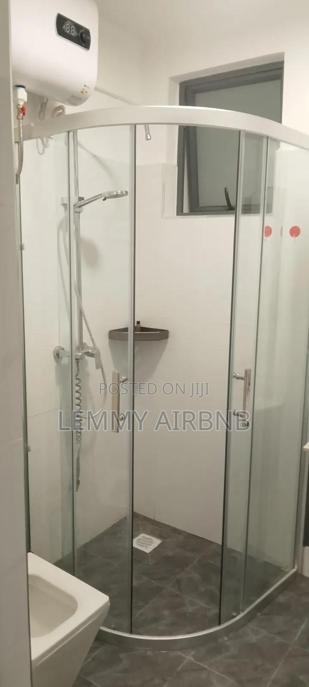 Furnished 1bdrm Airbnb in Adams Arcades, Woodley Estate for Rent - thumbnail 14
