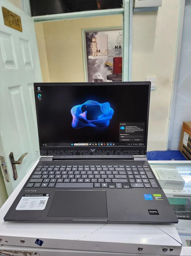 New Laptop HP Victus 15 16GB Intel Core i5 SSD 3T
