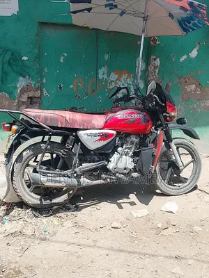 Bajaj Boxer 125 2025 Red