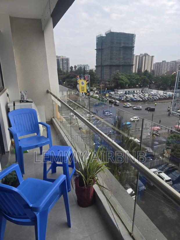 Furnished 1bdrm Airbnb in Adams Arcades, Woodley Estate for Rent - thumbnail 17