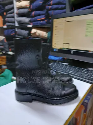 High Impact Workplaces Boot Askari